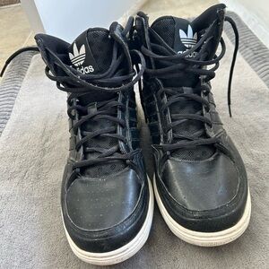 MENs Adidas Mega Softcell BHM Hightops Size US 10.5